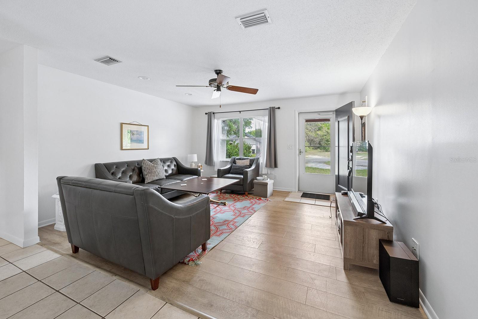 102 SWANS NEST CIR, MELROSE, FL — photo 9