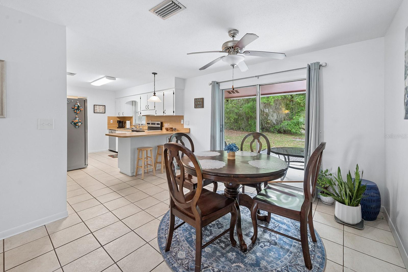 102 SWANS NEST CIR, MELROSE, FL — photo 11