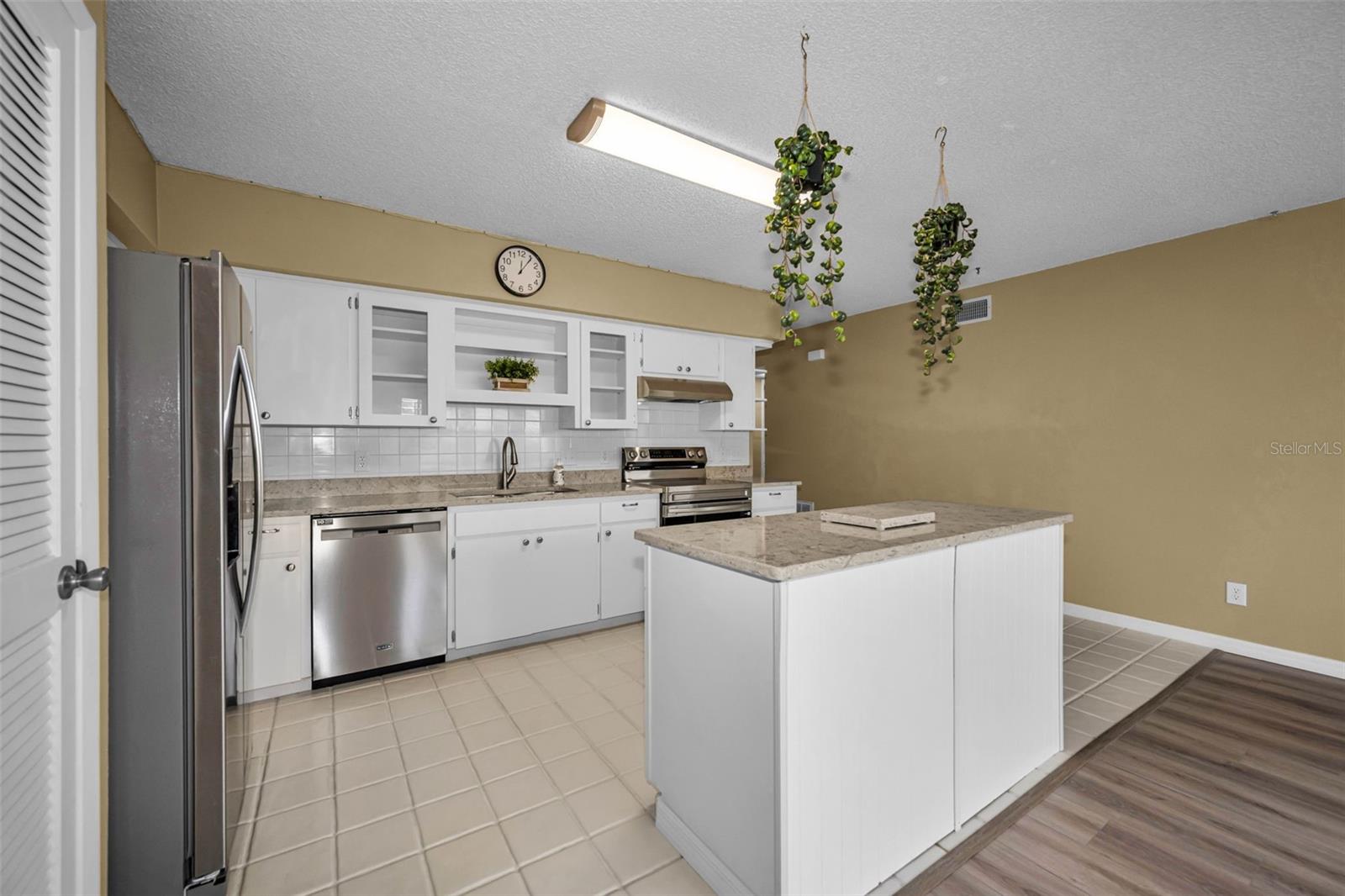 2223 PHILIPPINE DR #35, CLEARWATER, FL — photo 18
