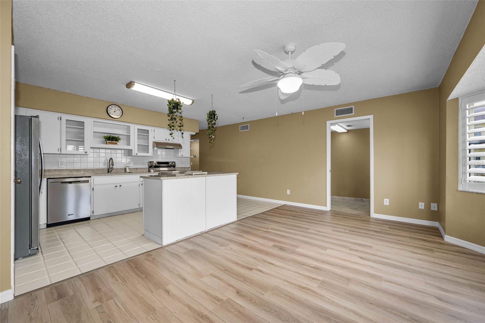 2223 PHILIPPINE DR #35, CLEARWATER, FL — photo 24