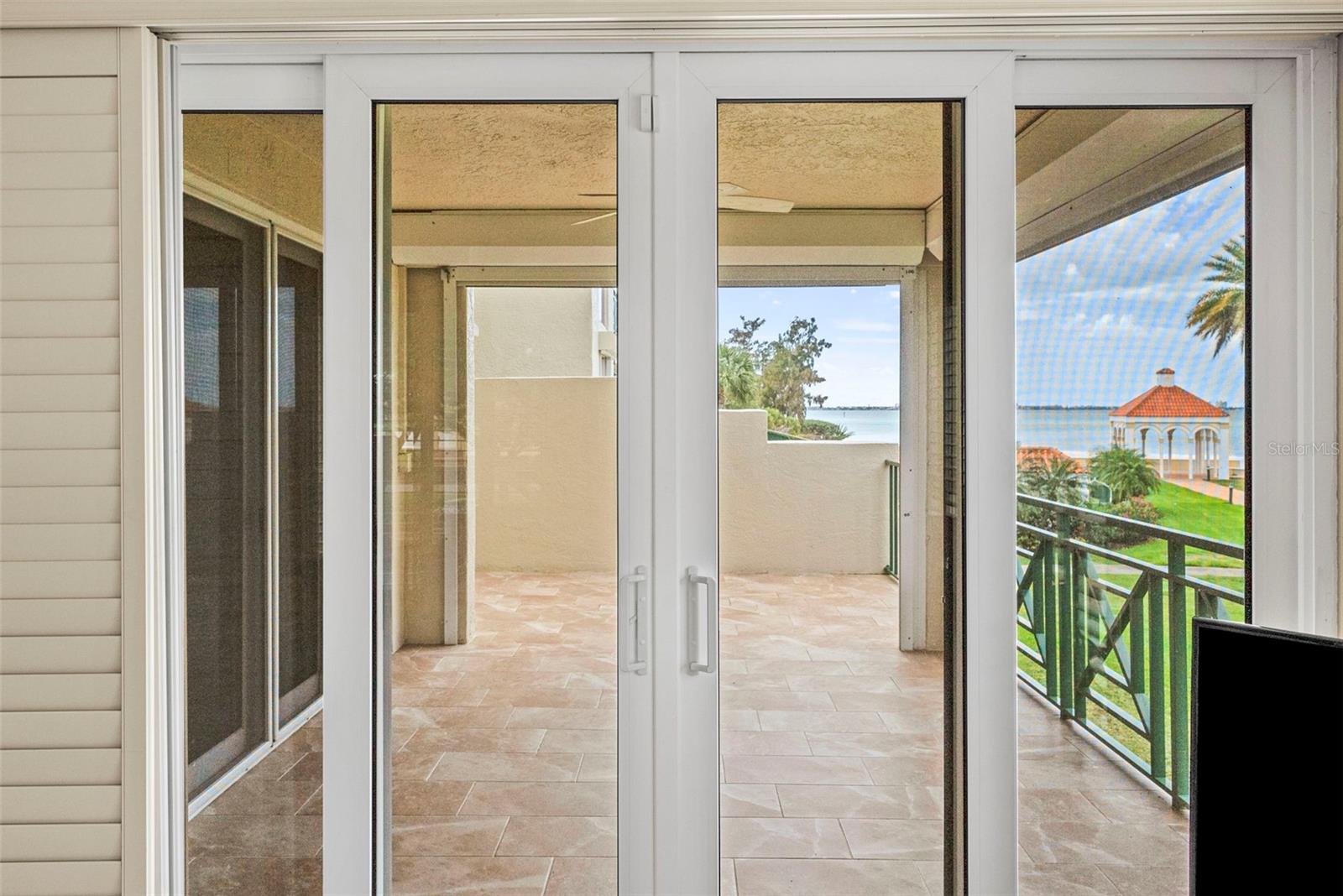 4780 DOLPHIN CAY LN S #109, ST PETERSBURG, FL — photo 11