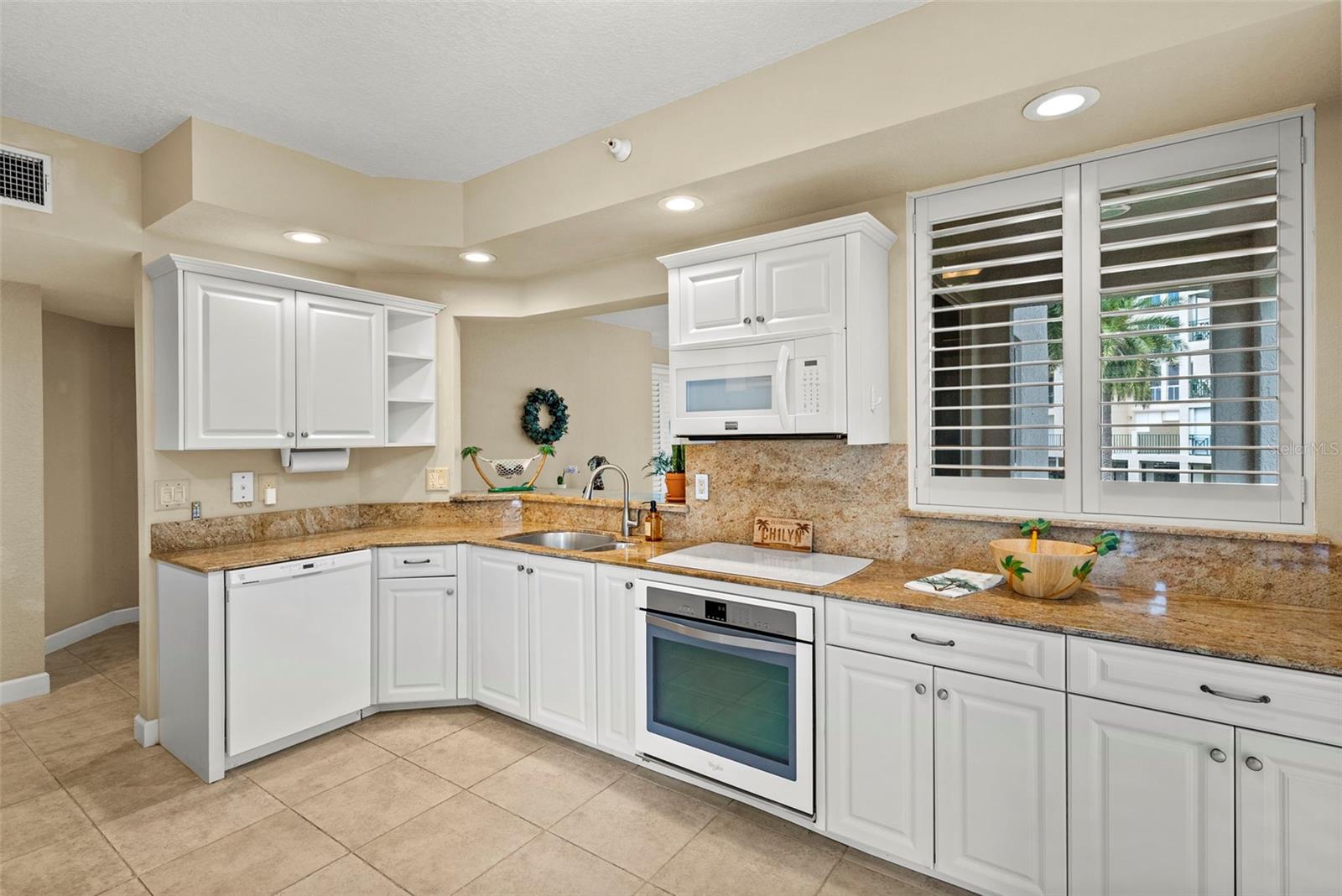4780 DOLPHIN CAY LN S #109, ST PETERSBURG, FL — photo 13