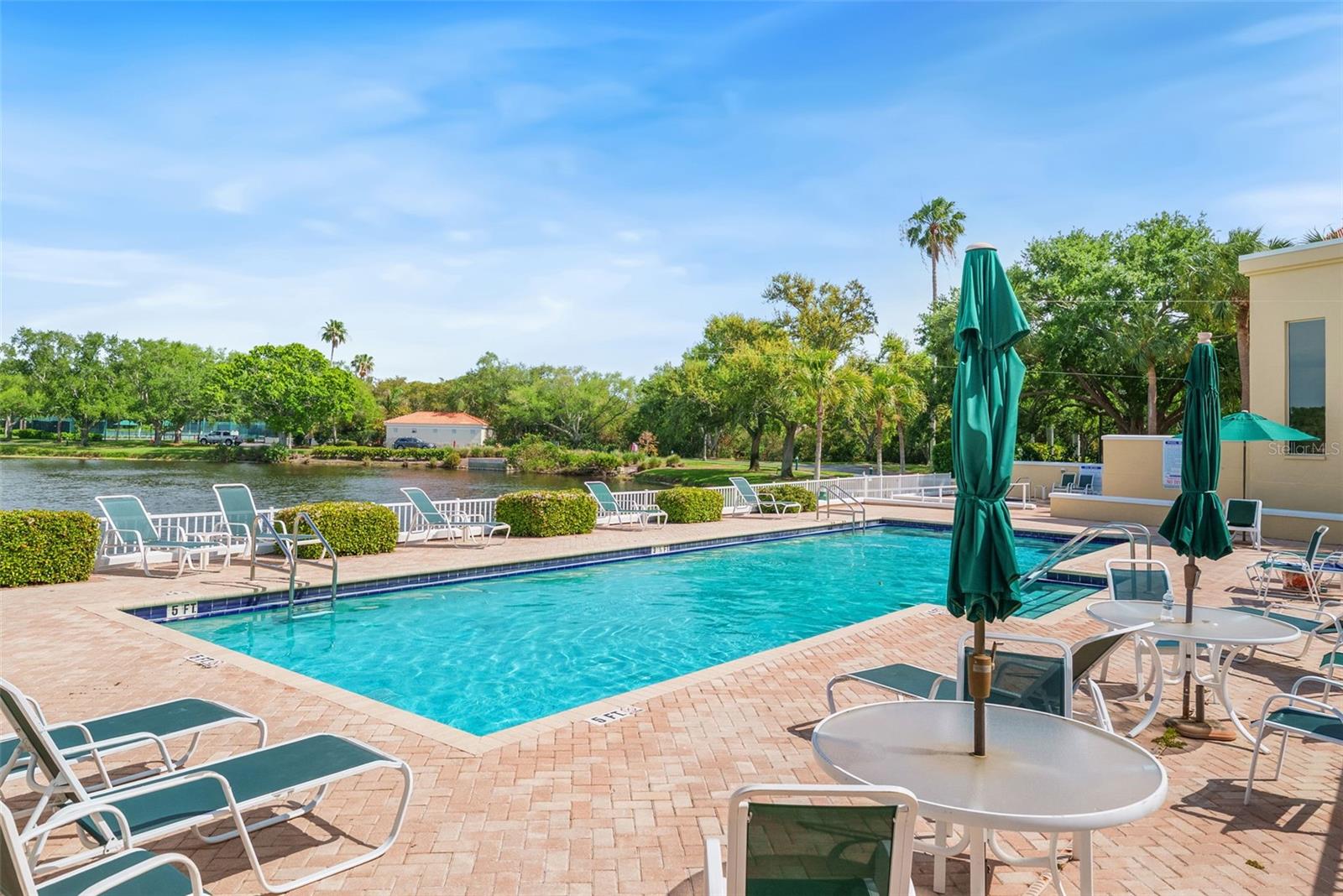 4780 DOLPHIN CAY LN S #109, ST PETERSBURG, FL — photo 47