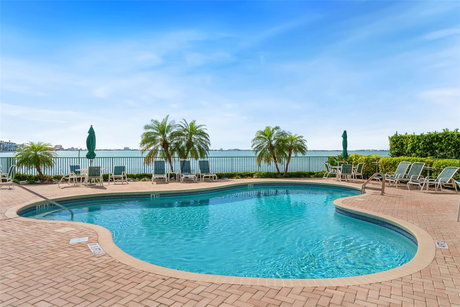 4780 DOLPHIN CAY LN S #109, ST PETERSBURG, FL — photo 61