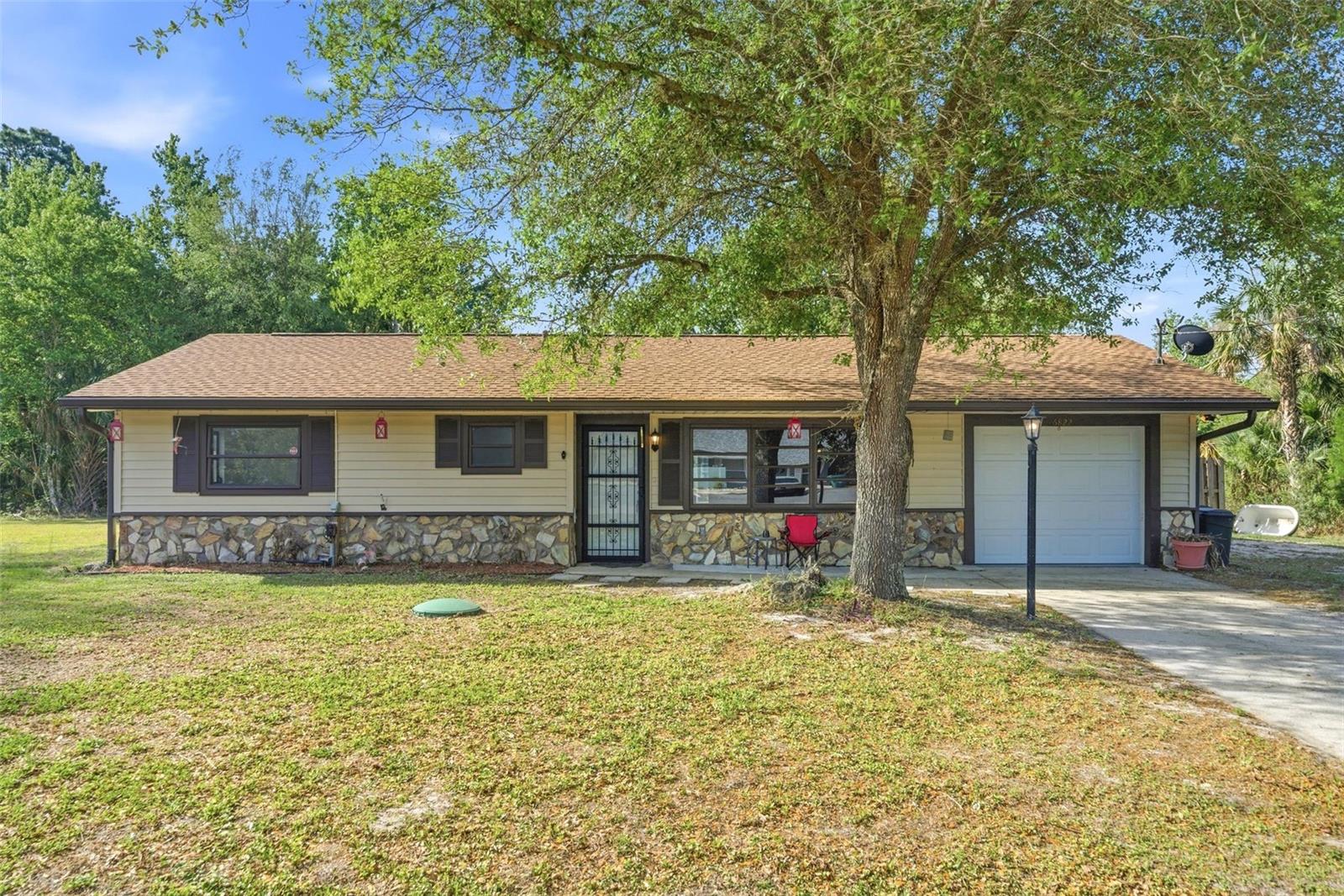 6822 W DORIS MARETTA LN, HOMOSASSA, FL