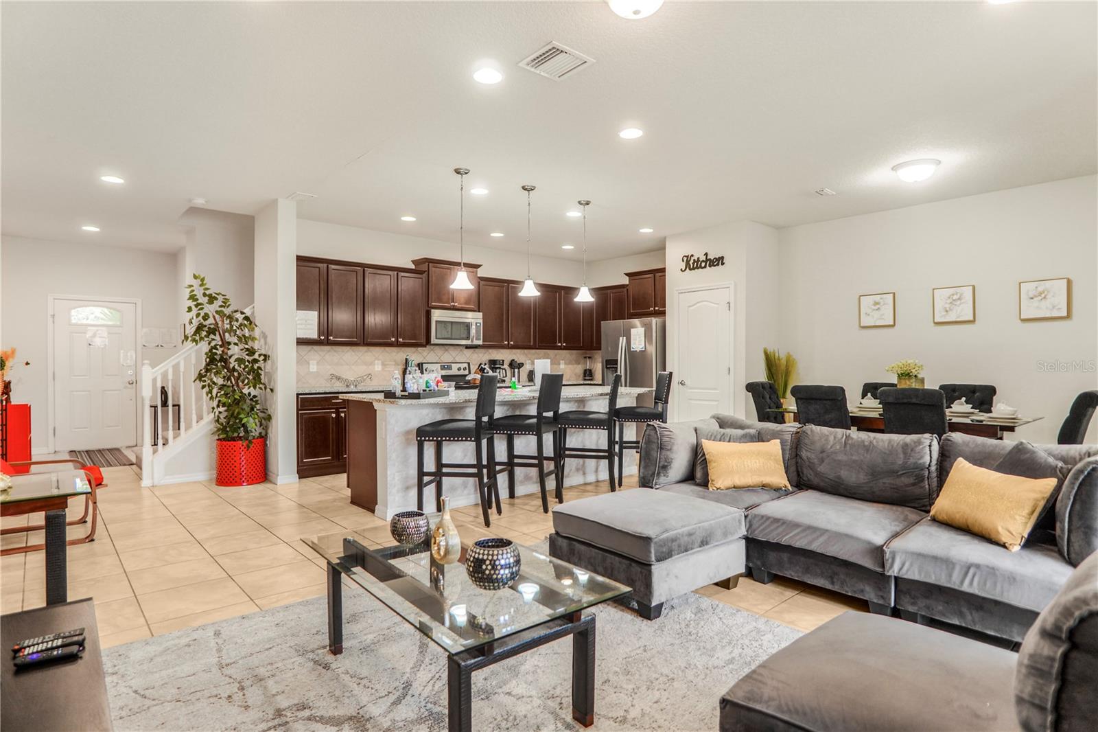 2022 MAJORCA DR, KISSIMMEE, FL — photo 47