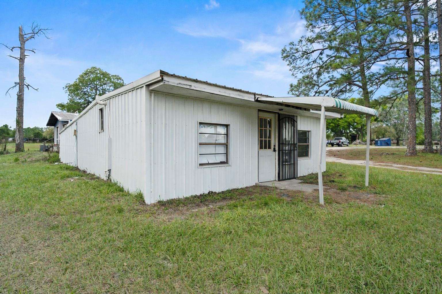 40945 BEACH, EUSTIS, FL — photo 46