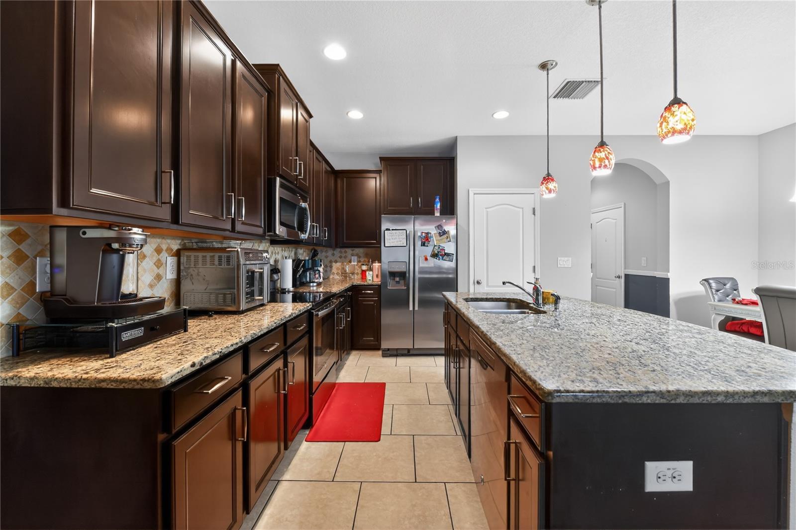 10420 BUTTERFLY WING CT, RIVERVIEW, FL — photo 4