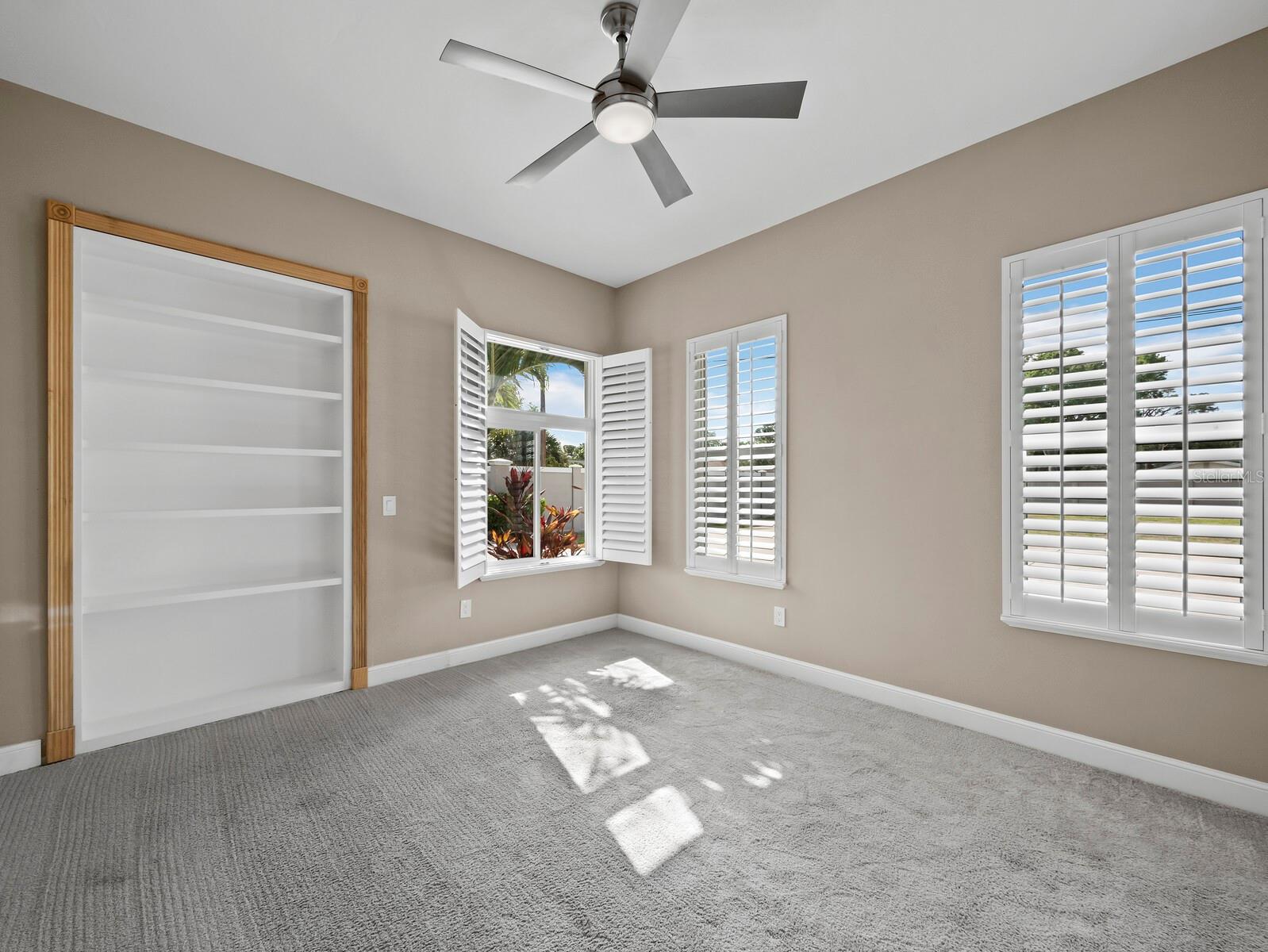 5618 BRITANNIA DR, SARASOTA, FL — photo 37