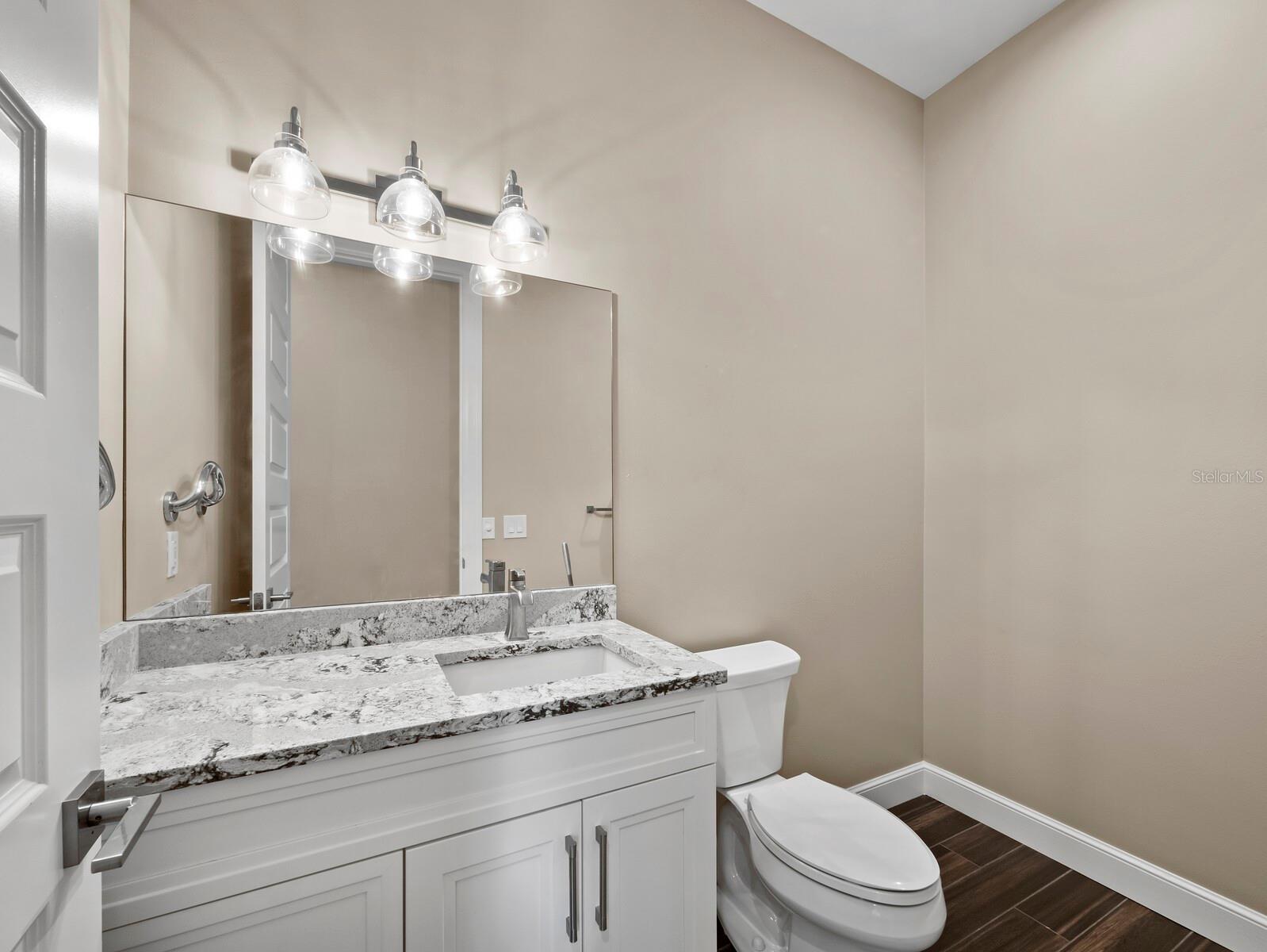 5618 BRITANNIA DR, SARASOTA, FL — photo 42