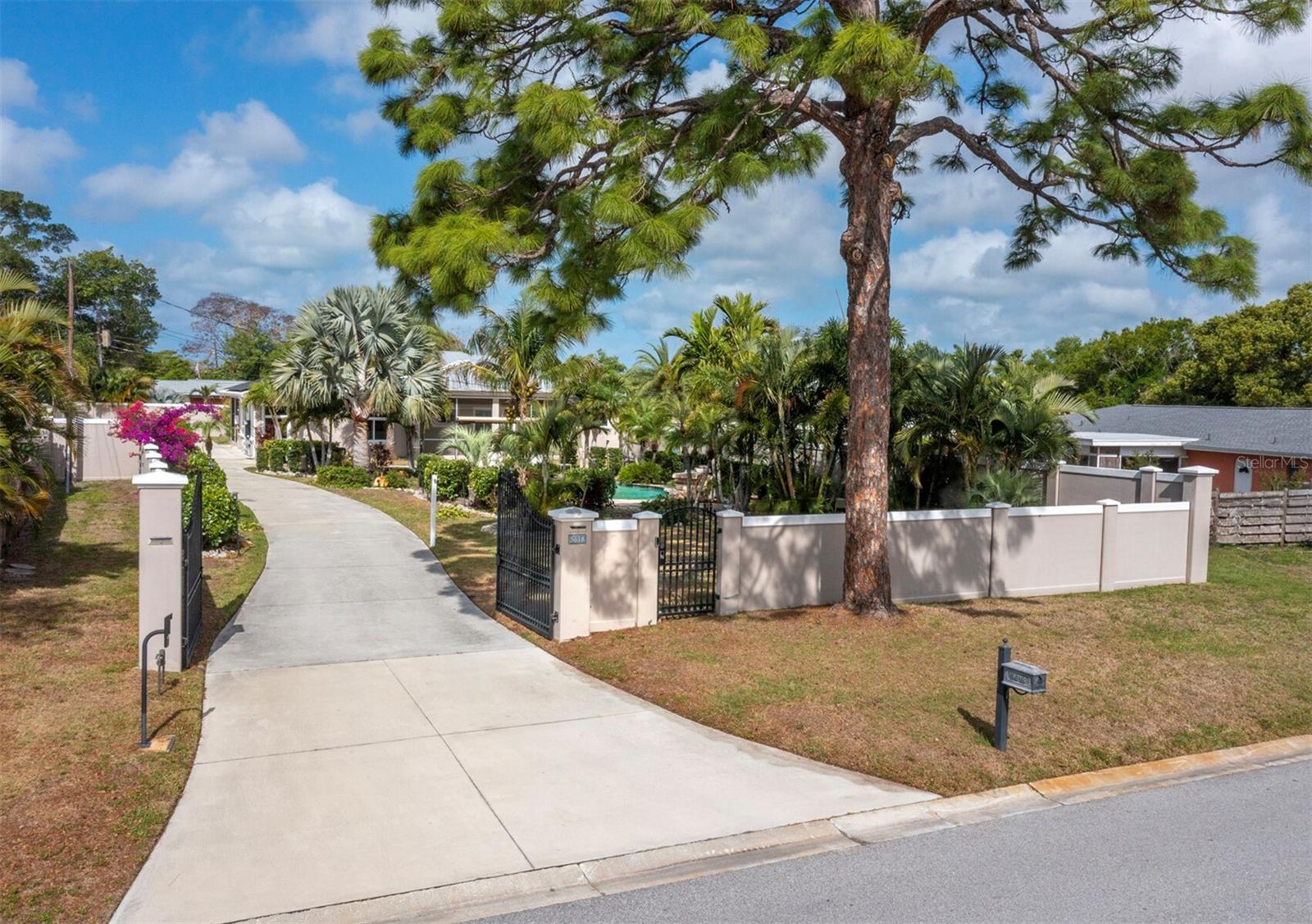 5618 BRITANNIA DR, SARASOTA, FL — photo 55