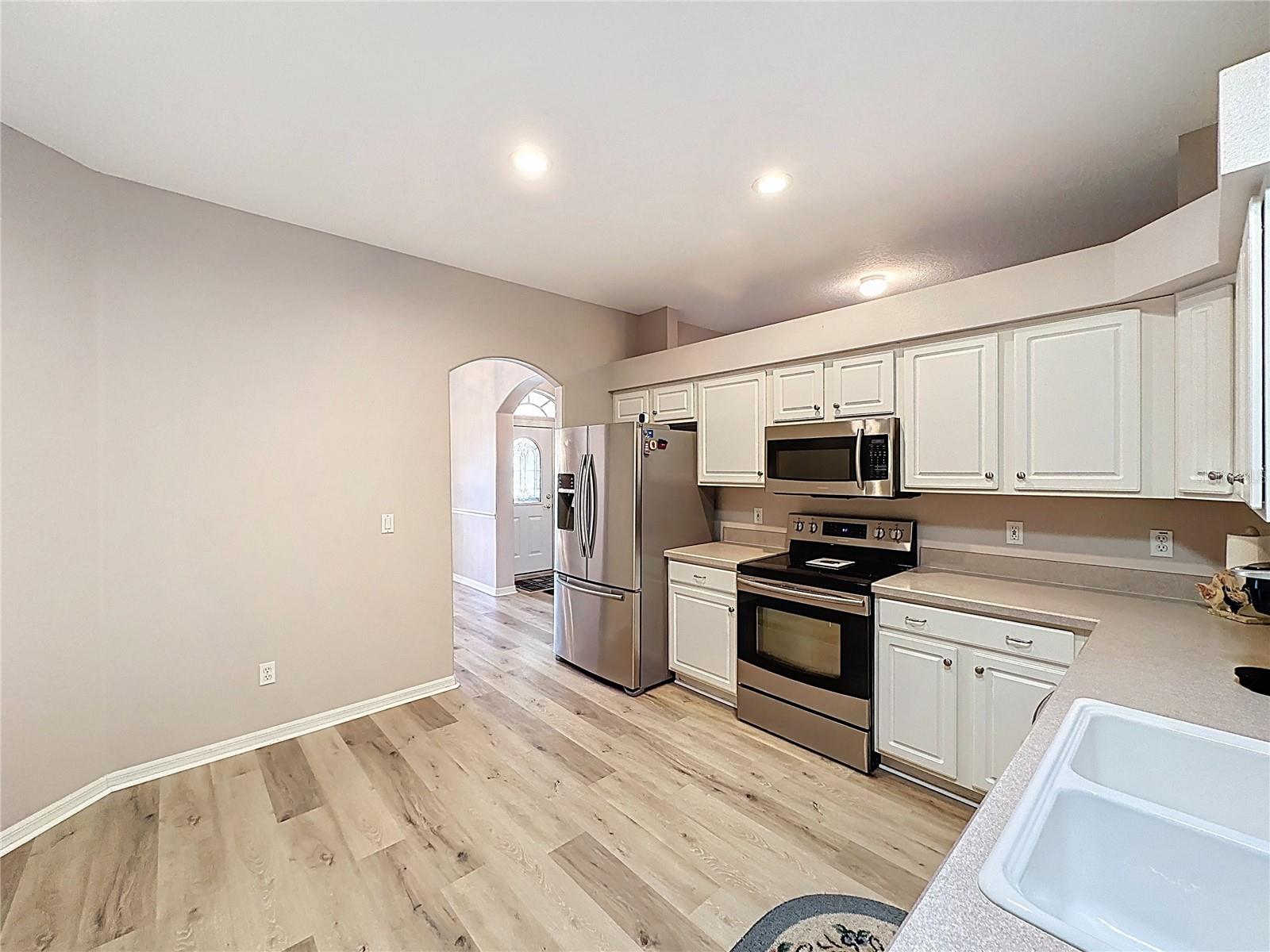 2308 TWICKINGHAM CT, CLERMONT, FL — photo 15