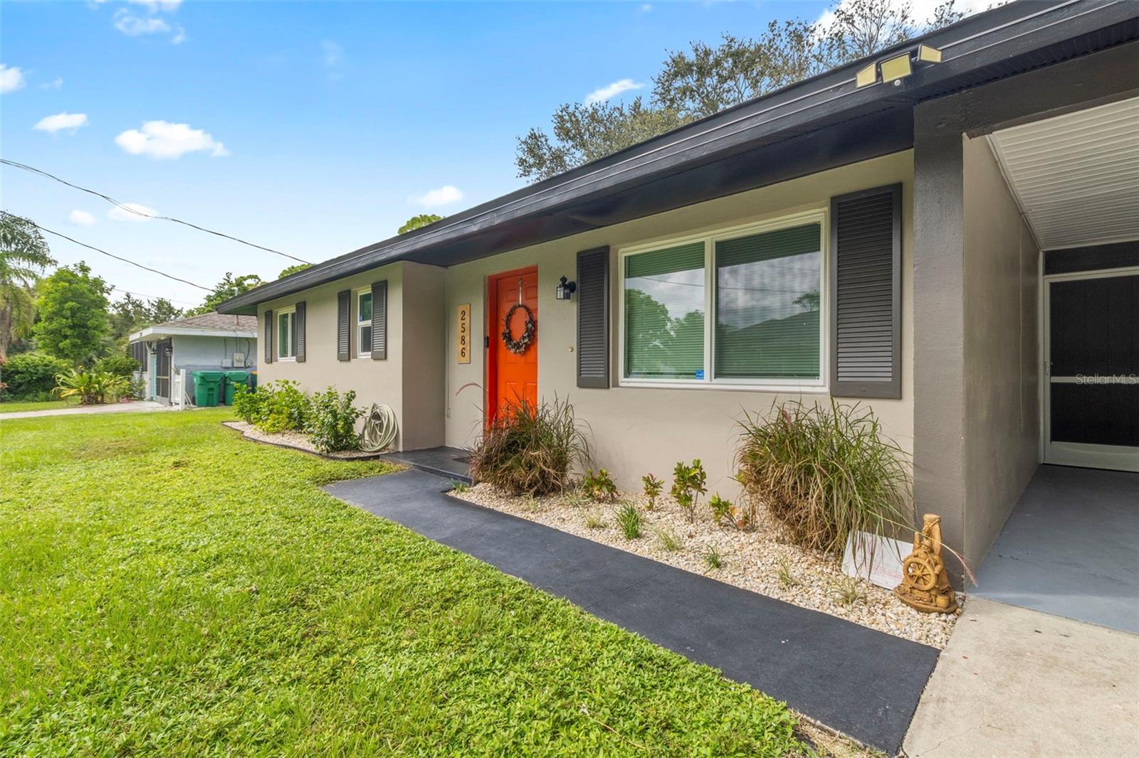 2586 AUBURN BLVD, PORT CHARLOTTE, FL — photo 3