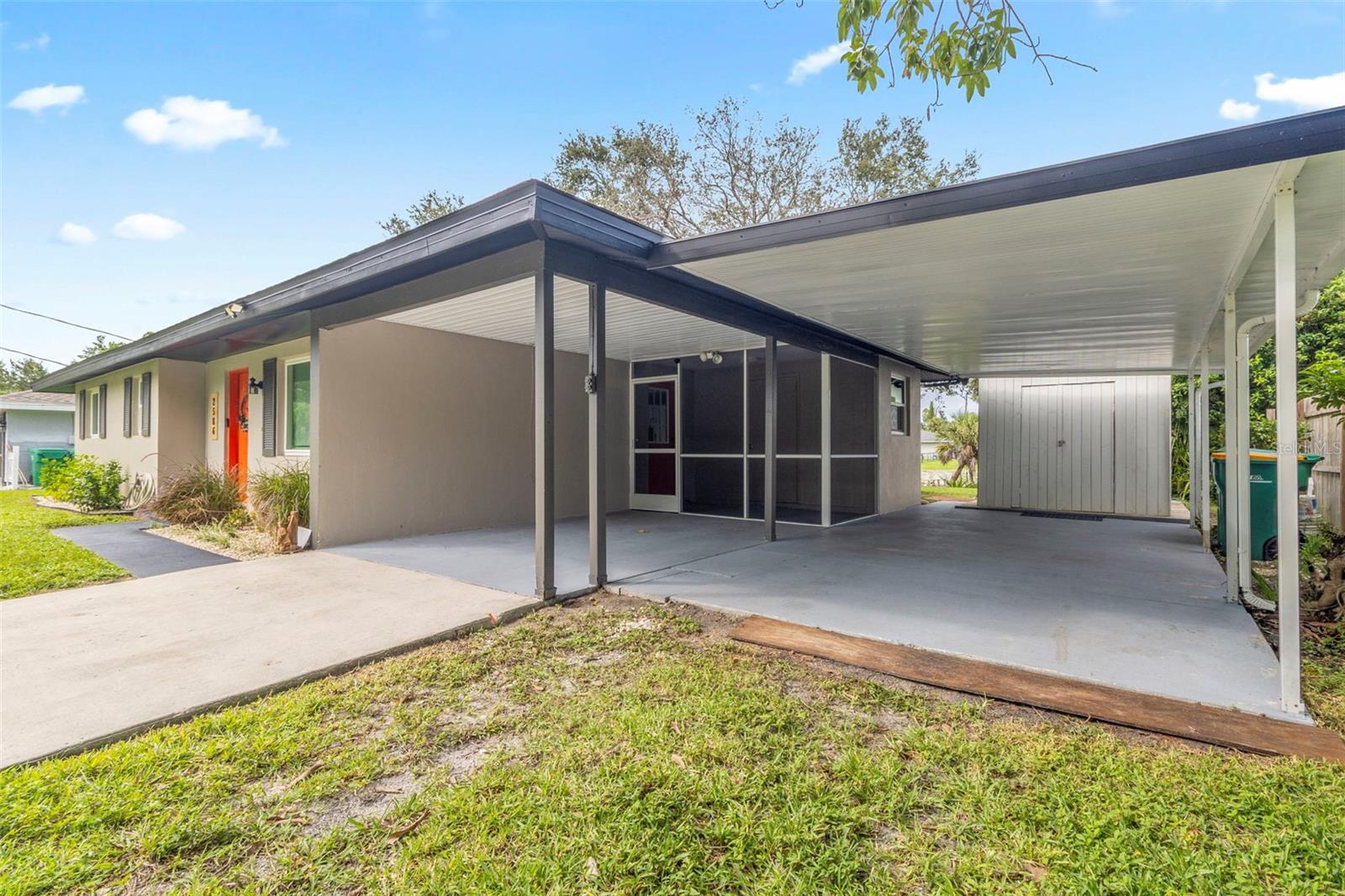 2586 AUBURN BLVD, PORT CHARLOTTE, FL — photo 4
