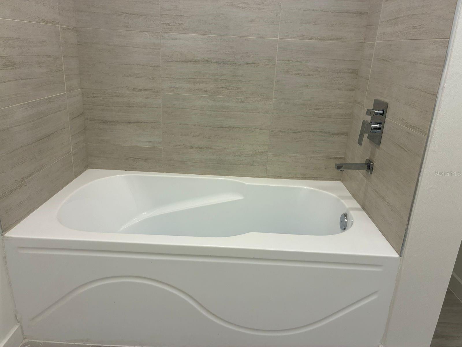 5587 MILLENIA PARK BLVD #318, ORLANDO, FL — photo 25