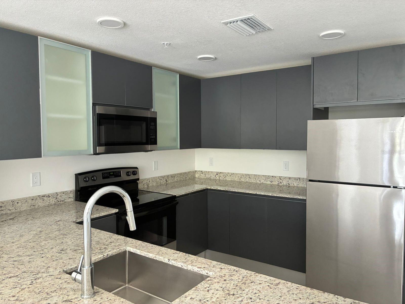 5587 MILLENIA PARK BLVD #318, ORLANDO, FL — photo 32
