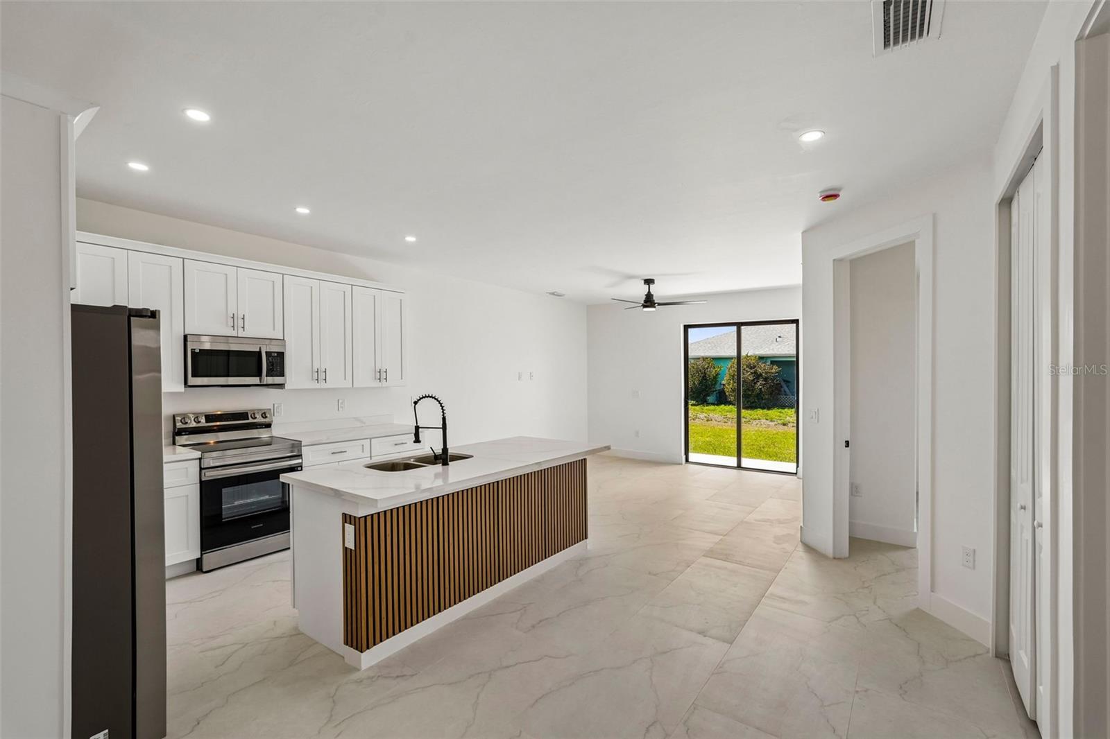 2406 HIGHTOWER AVE S, LEHIGH ACRES, FL — photo 43