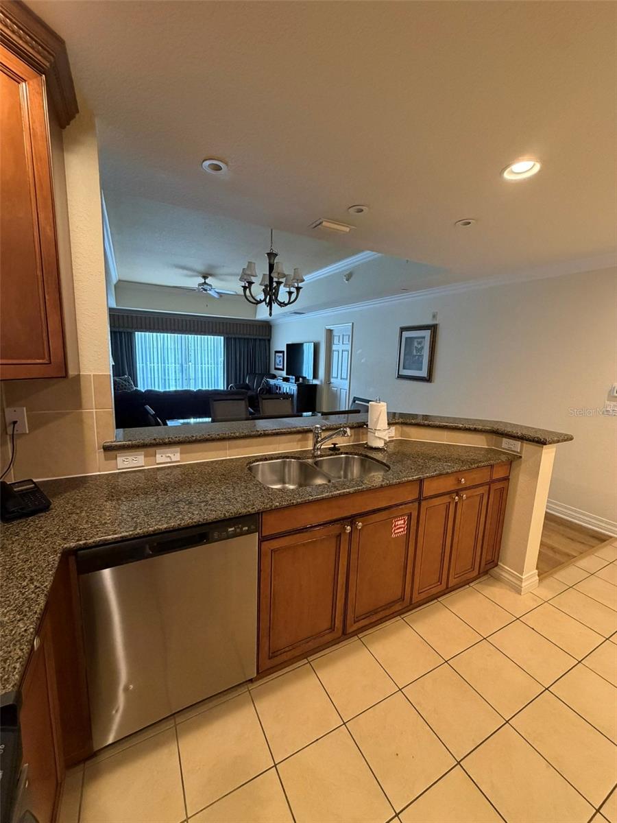 7656 WHISPER WAY #401, REUNION, FL — photo 24