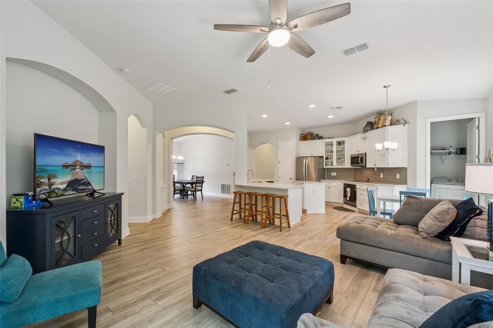 24414 WOODHILL CT, SORRENTO, FL — photo 5