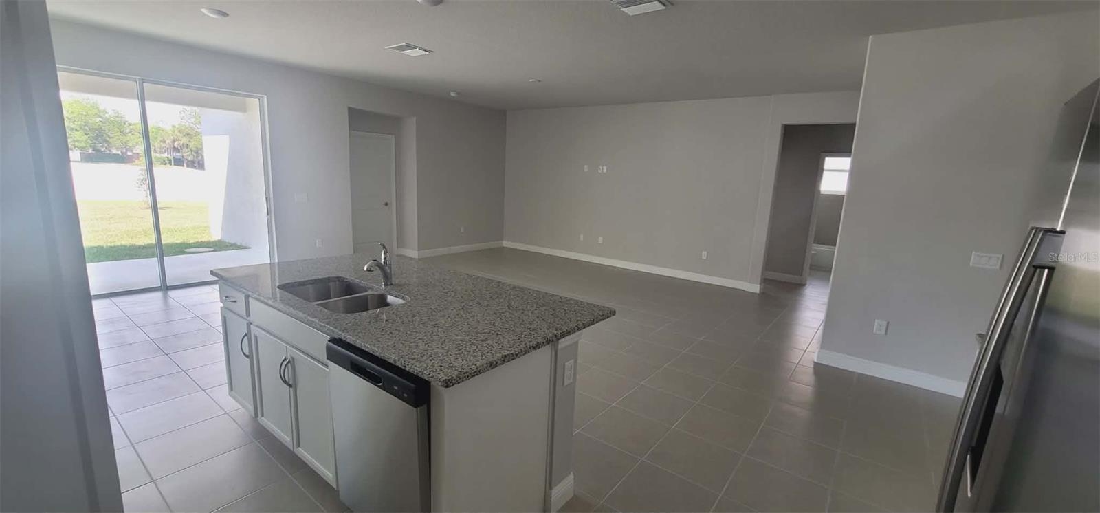9273 HIGHLAND HILLS DR, HUDSON, FL — photo 3