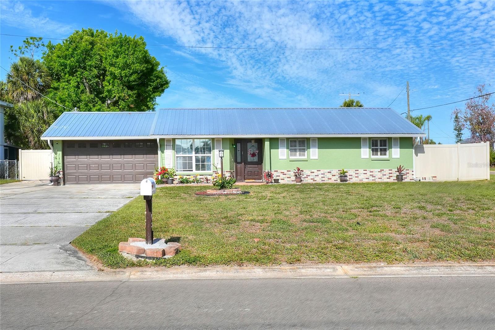 6108 FAIRWAY BLVD, APOLLO BEACH, FL