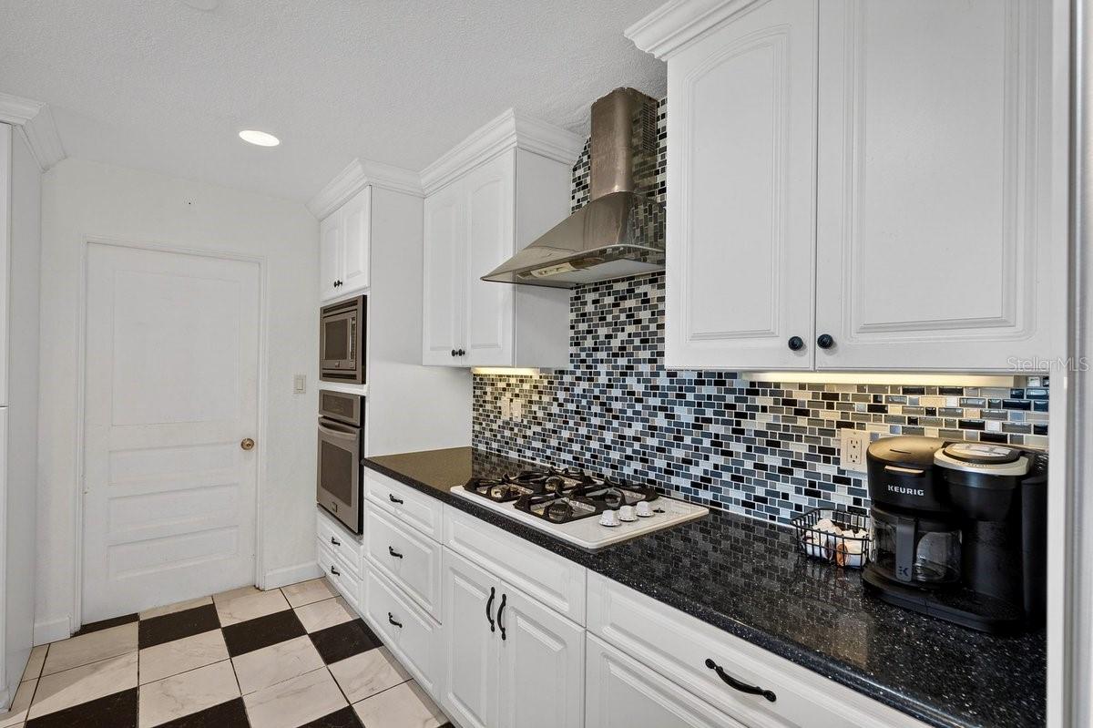 2538 CORAL WAY W, DAYTONA BEACH, FL — photo 9