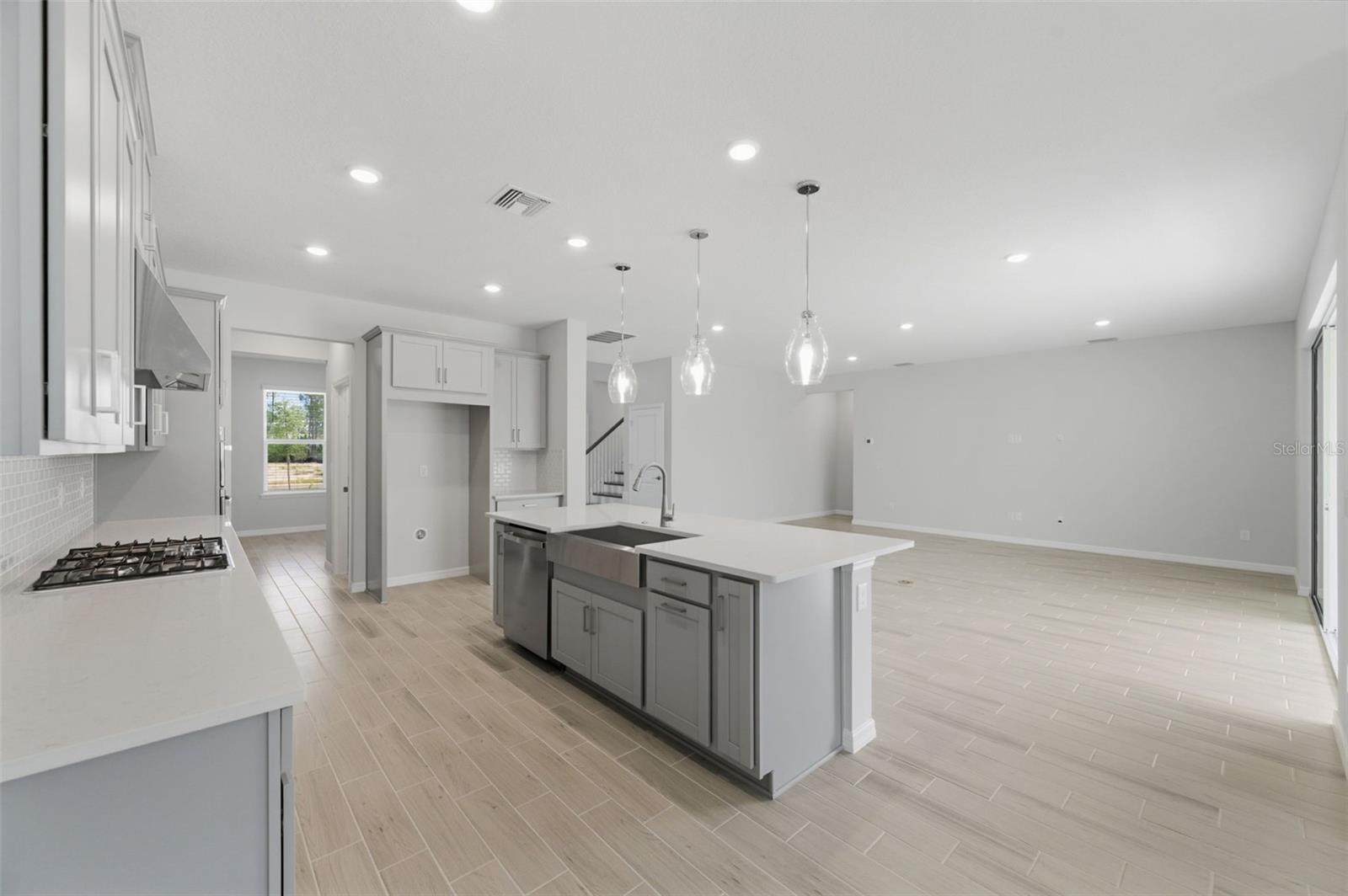 1645 TRAILHEAD LN, ZEPHYRHILLS, FL — photo 21