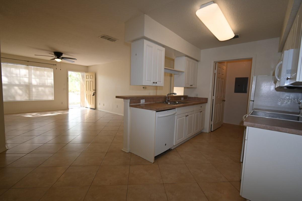 36009 DEER CREEK DR #104, ZEPHYRHILLS, FL — photo 6
