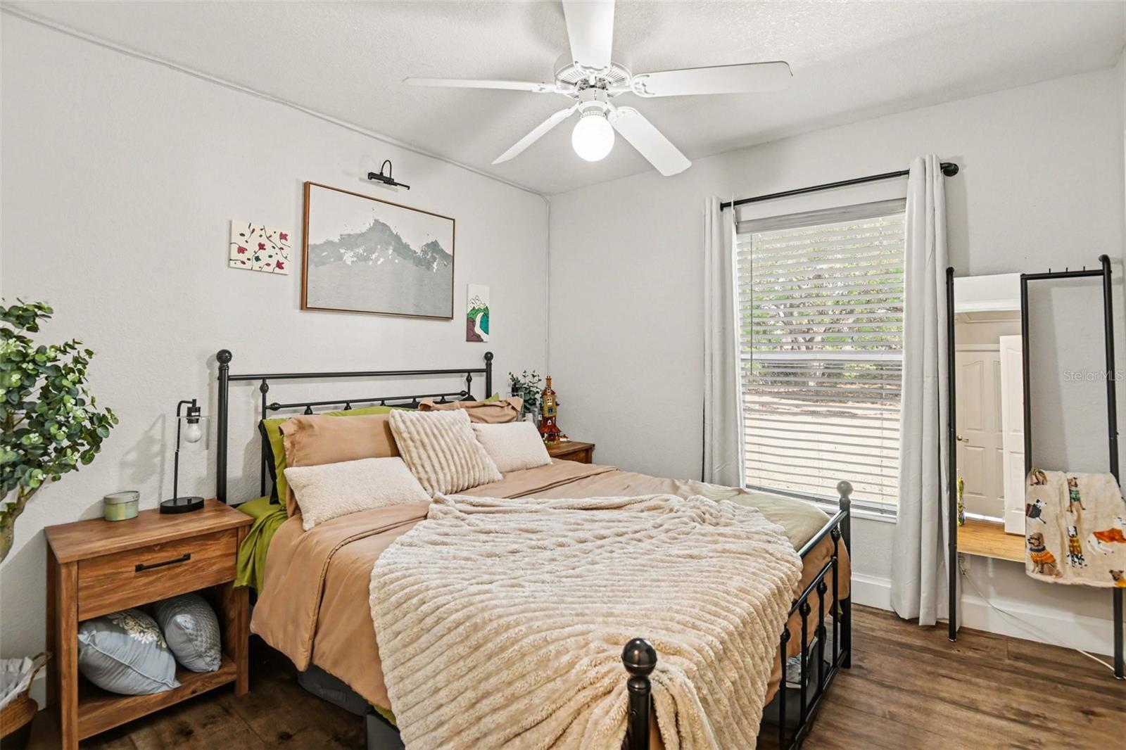3894 S CHAMBERLAIN BLVD, NORTH PORT, FL — photo 11