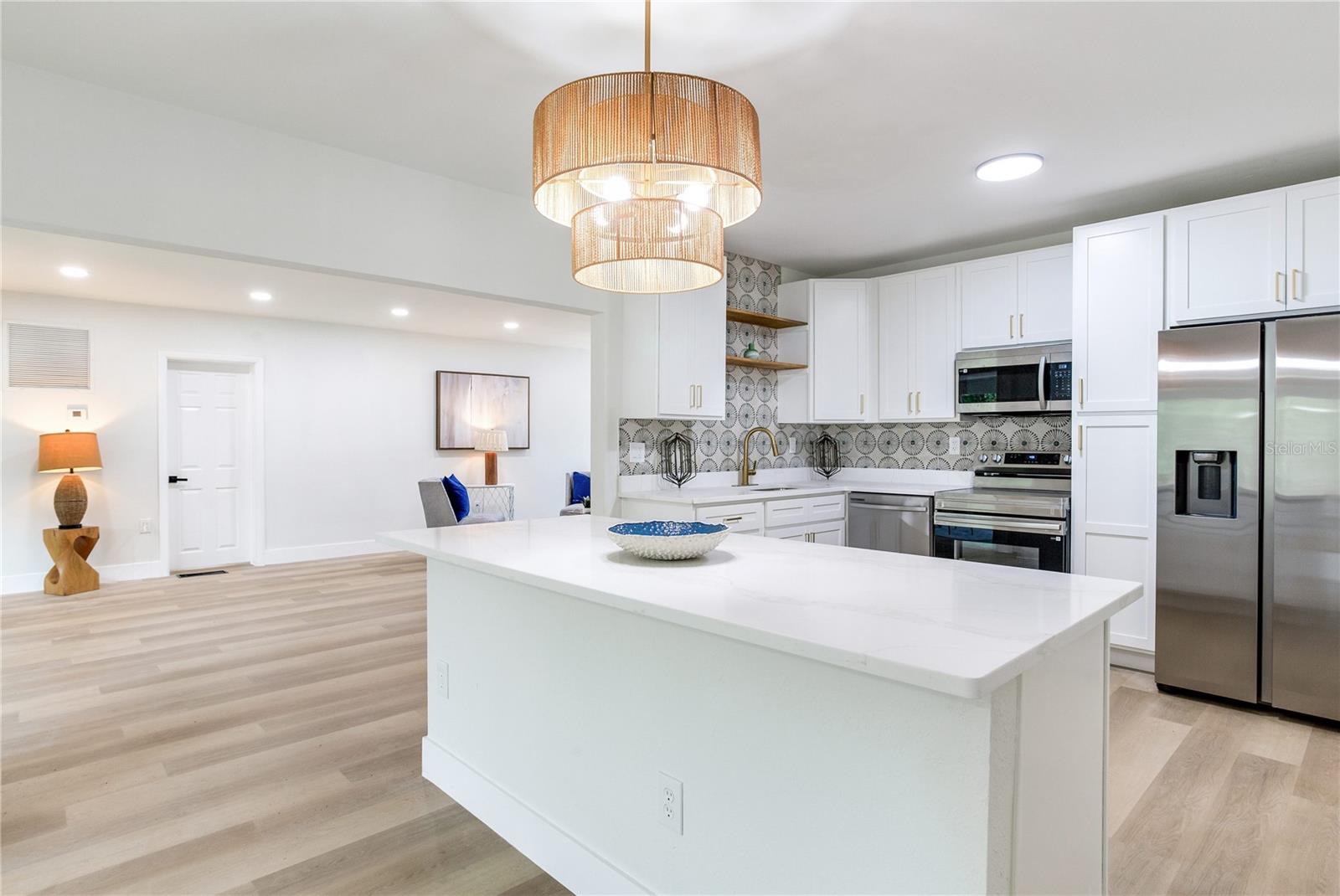 2753 VALENCIA DR, SARASOTA, FL — photo 23