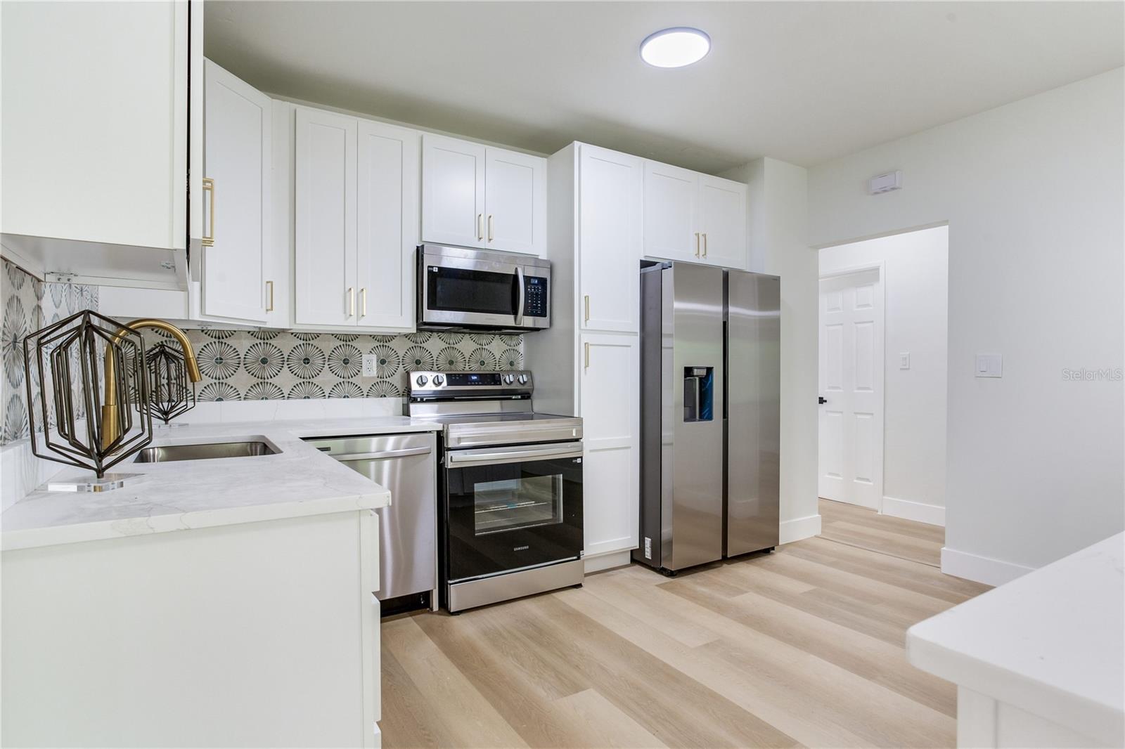 2753 VALENCIA DR, SARASOTA, FL — photo 26