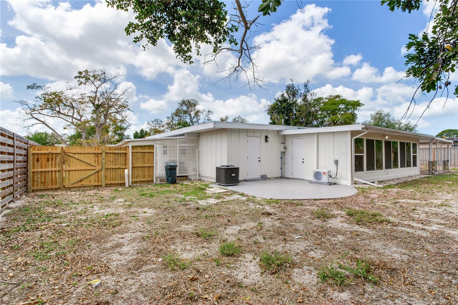 2753 VALENCIA DR, SARASOTA, FL — photo 45