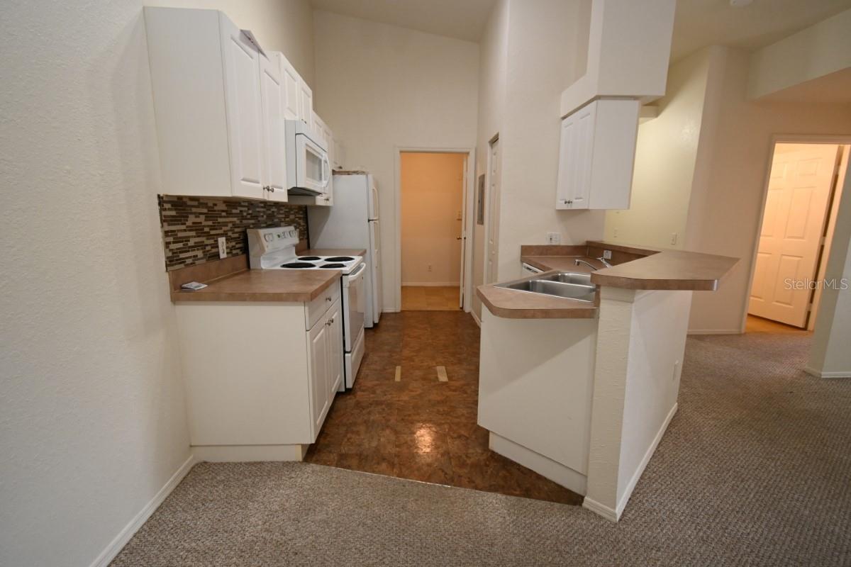 36015 DEER CREEK DR #202, ZEPHYRHILLS, FL — photo 8