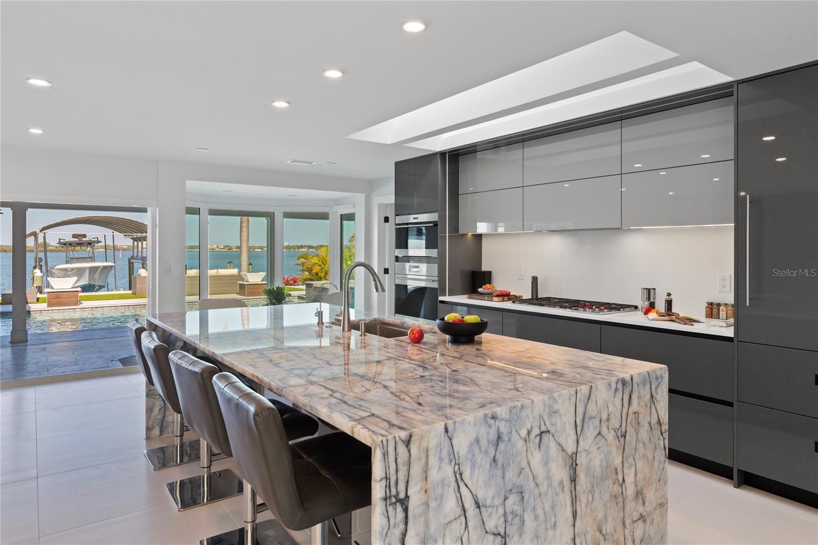 631 HARBOR IS, CLEARWATER BEACH, FL — photo 13