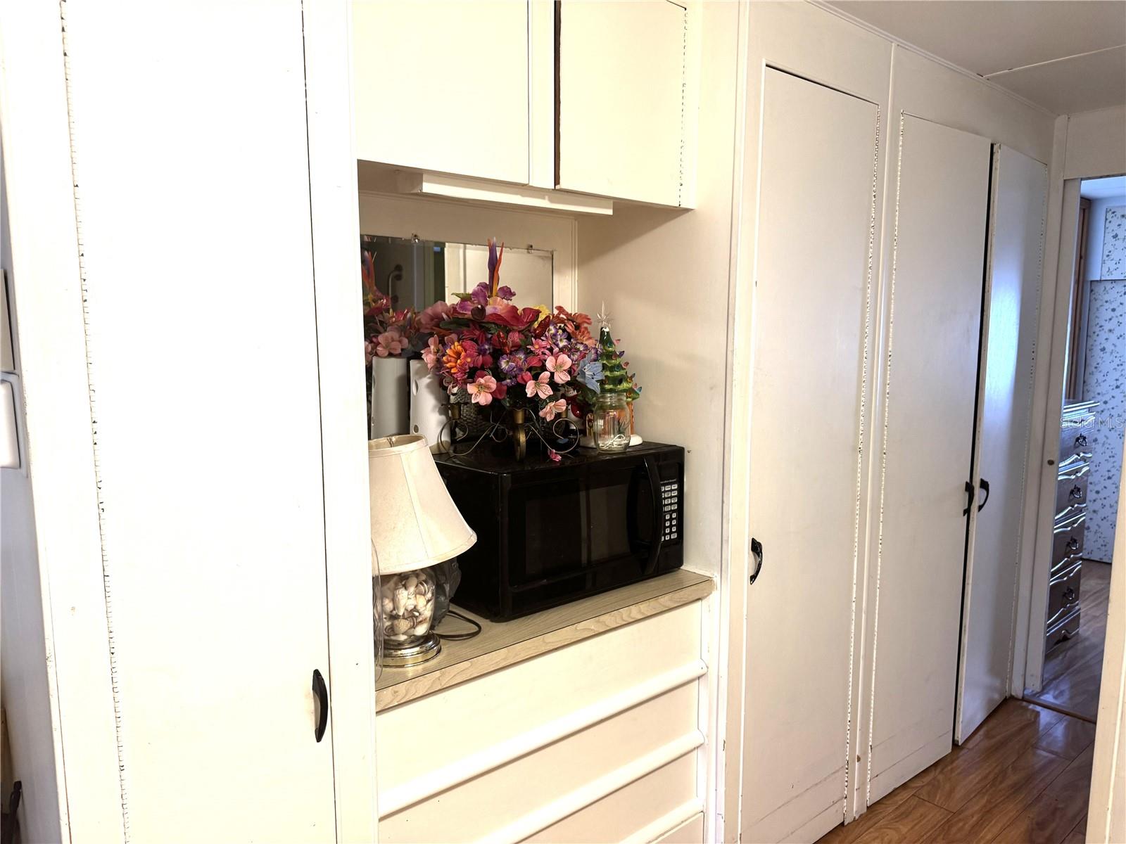 254 SOUTHWINDS DR, SARASOTA, FL — photo 14