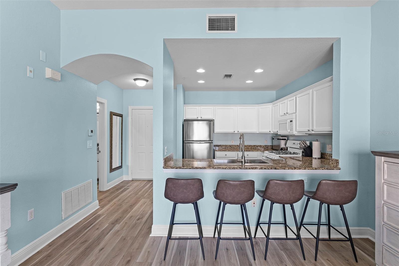 1322 SEVEN EAGLES CT #301, REUNION, FL — photo 13