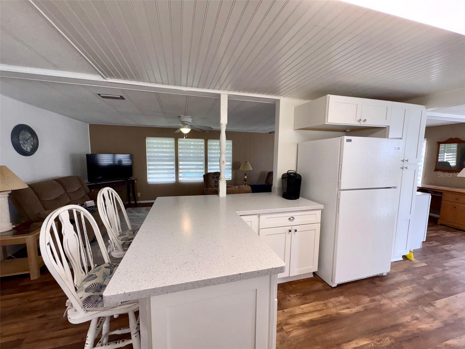 413 CERVINA DR N, VENICE, FL — photo 6