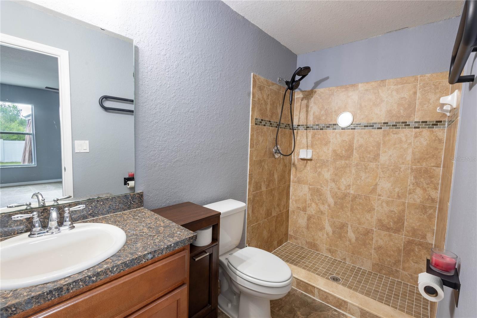 6517 BAYSTON HILL PL, ZEPHYRHILLS, FL — photo 14
