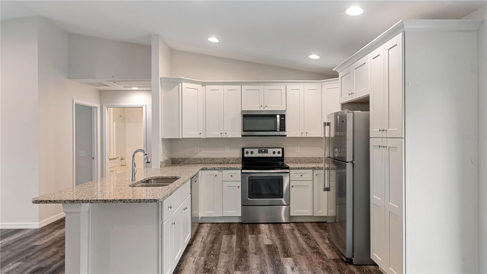 296 OAK LANE TRAK, OCALA, FL — photo 3