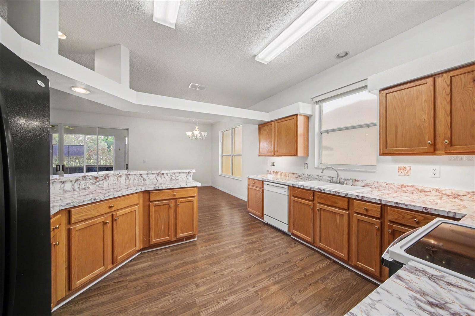 512 GRAND VISTA TRL, LEESBURG, FL — photo 18