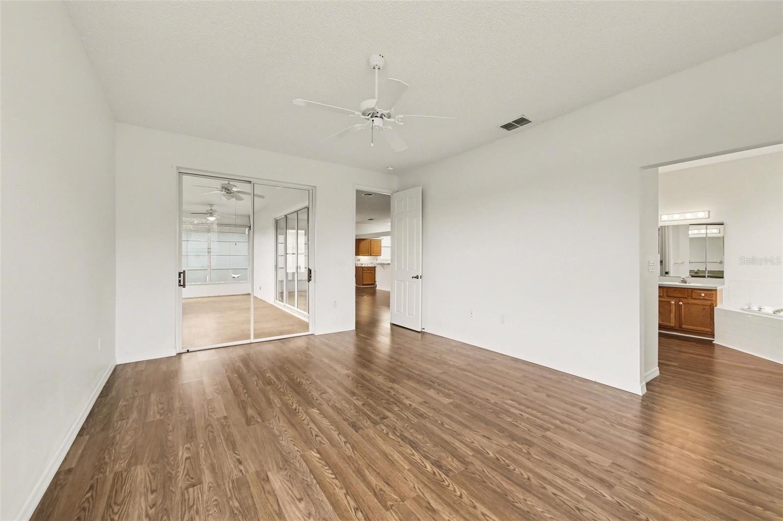 512 GRAND VISTA TRL, LEESBURG, FL — photo 23