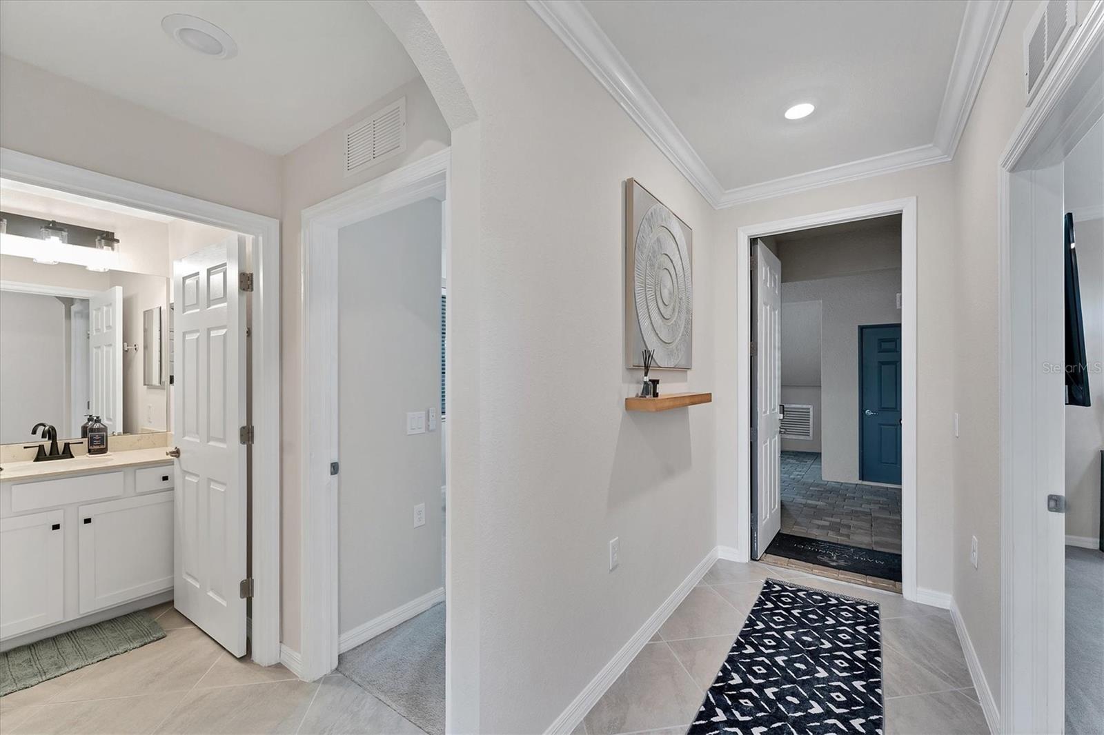 17704 GAWTHROP DR #102, BRADENTON, FL — photo 2