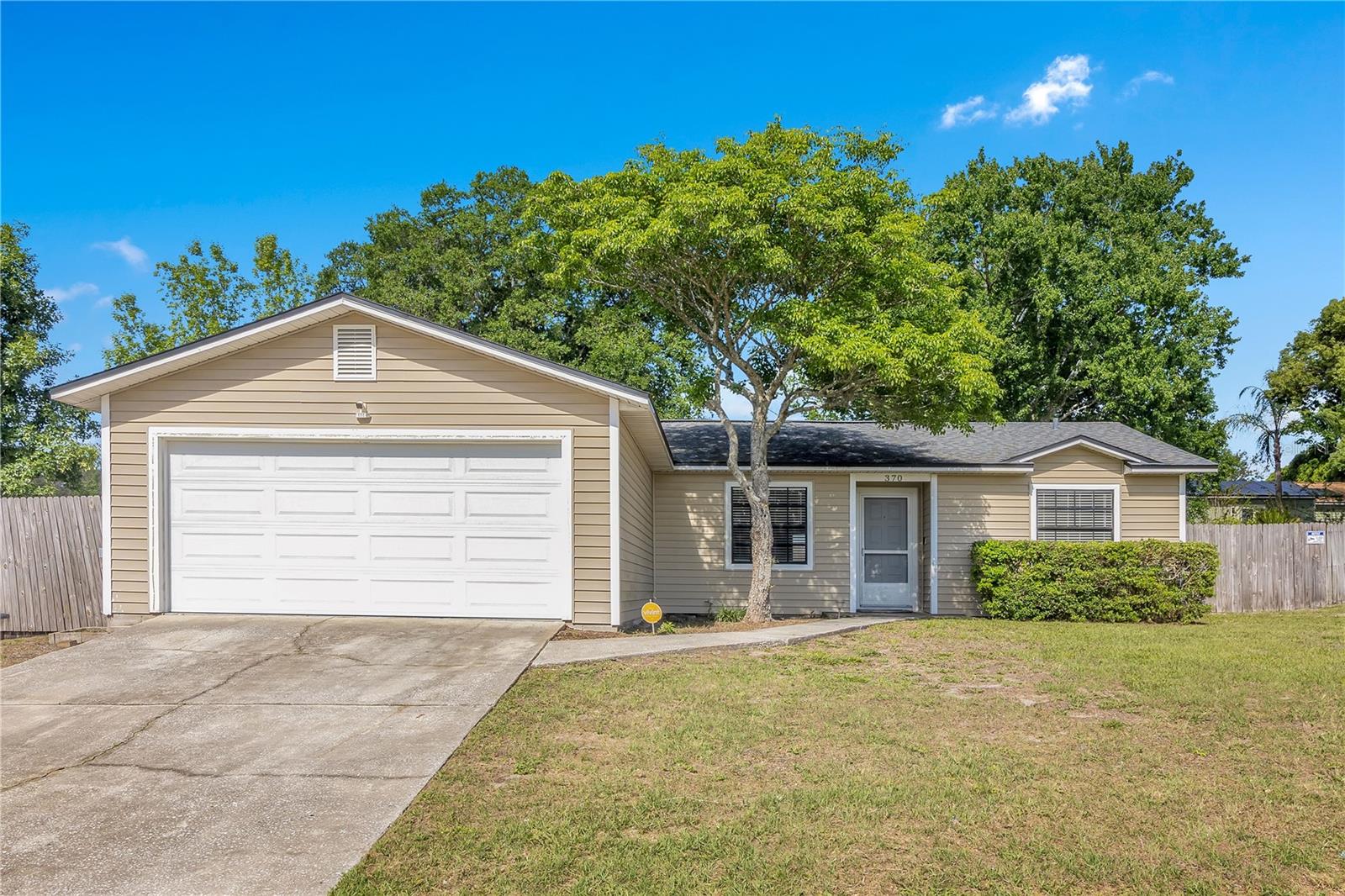 370 N LAKE AVE, APOPKA, FL