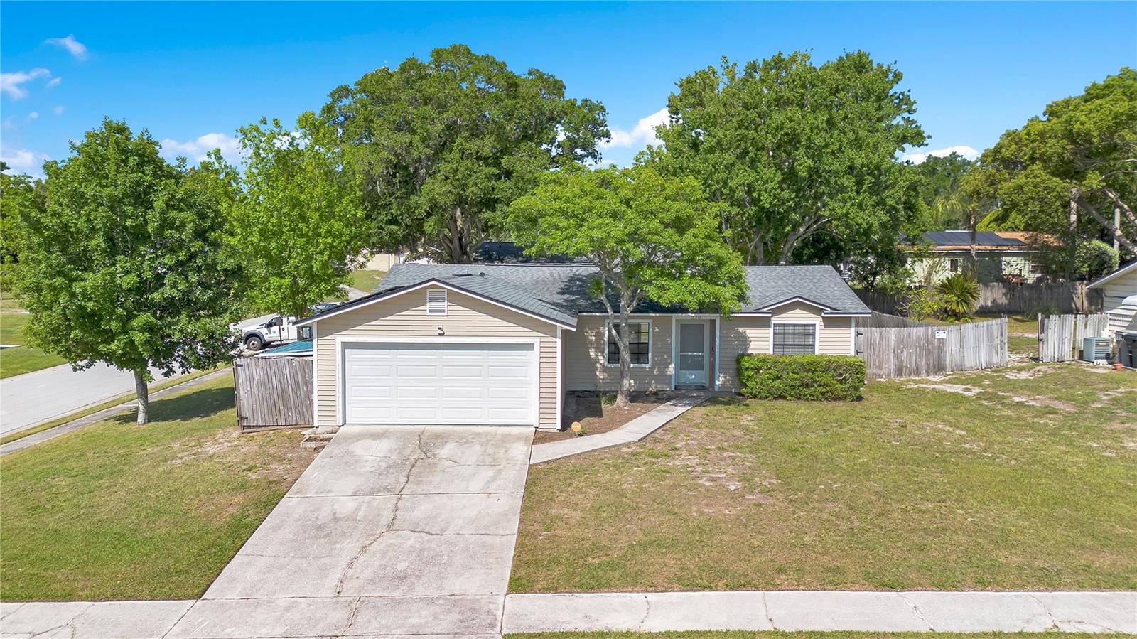 370 N LAKE AVE, APOPKA, FL — photo 3