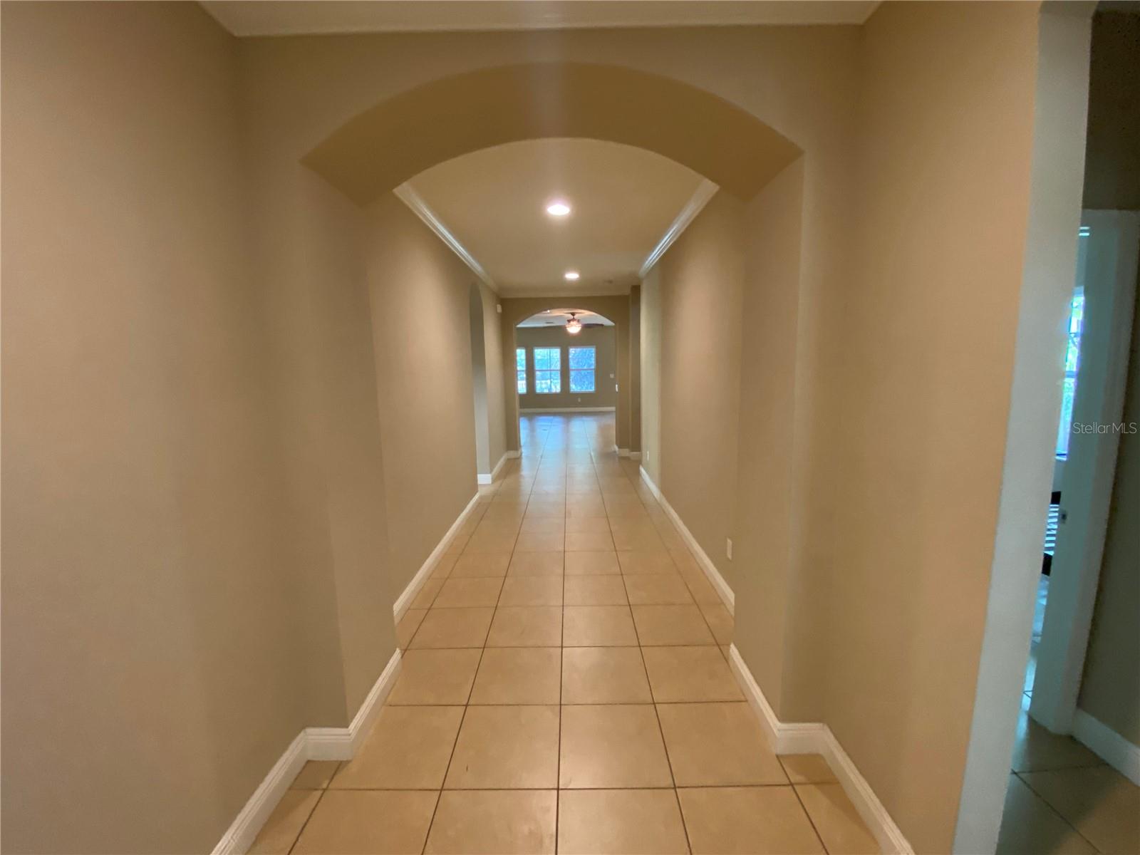532 MANNS HARBOR DR, APOLLO BEACH, FL — photo 4