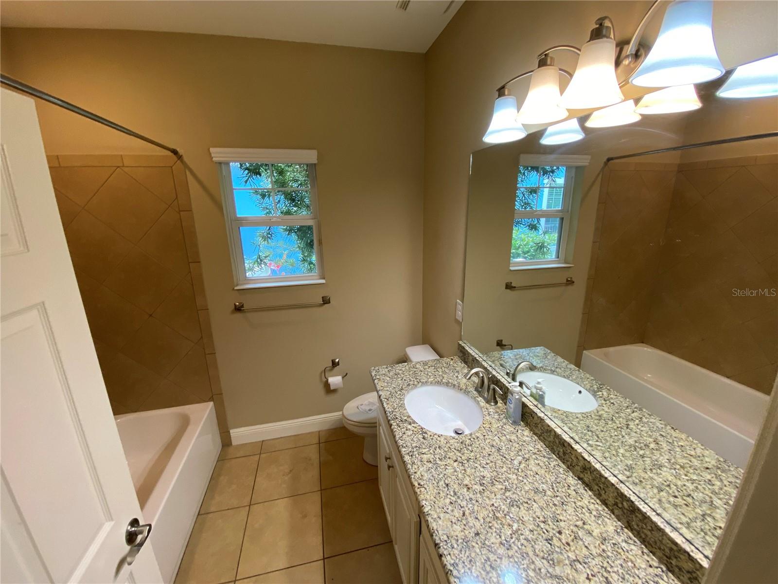 532 MANNS HARBOR DR, APOLLO BEACH, FL — photo 8