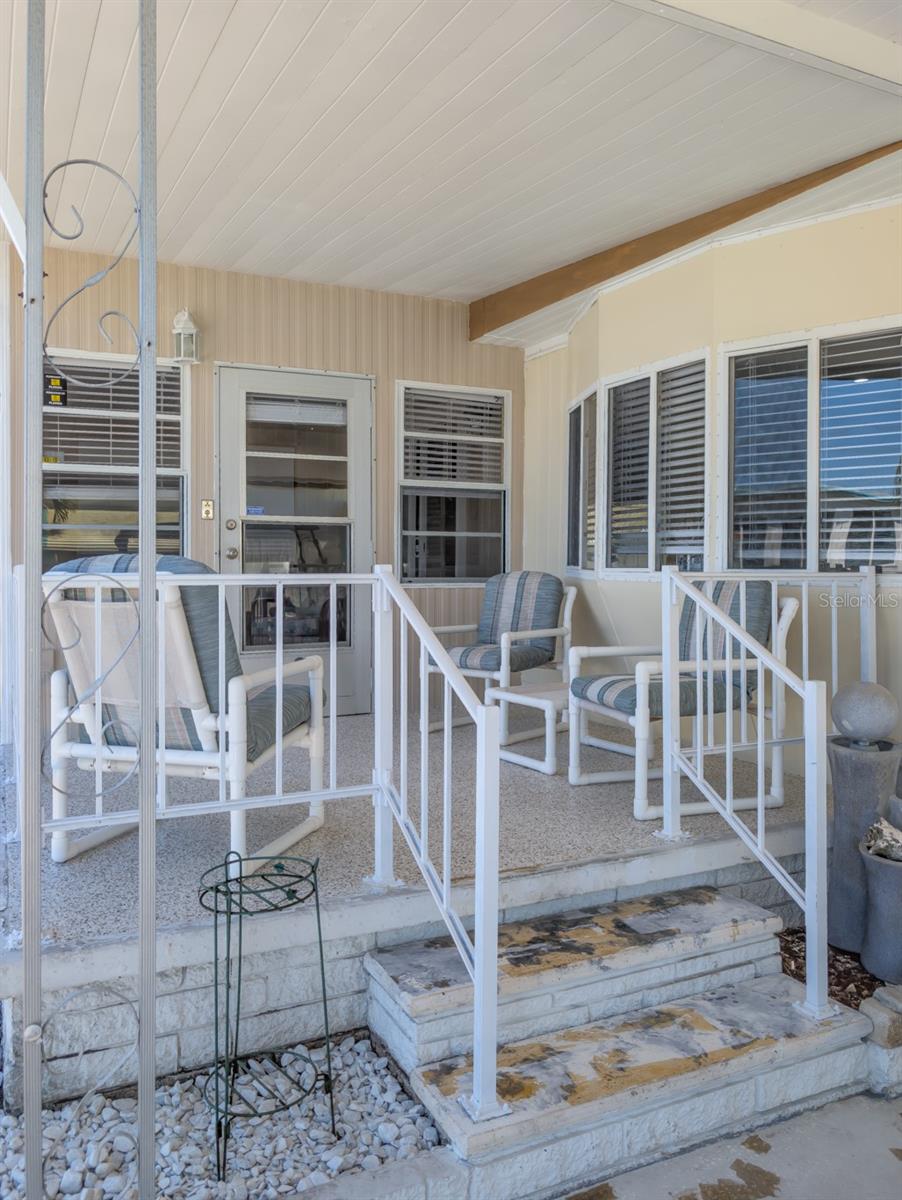 229 DIXIE, TARPON SPRINGS, FL — photo 3