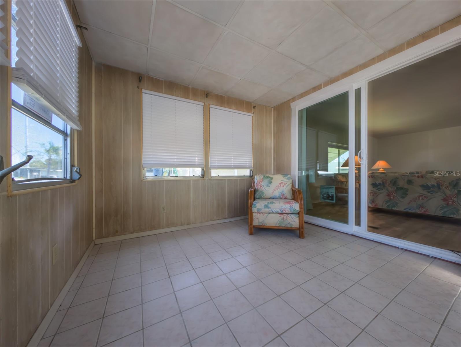 229 DIXIE, TARPON SPRINGS, FL — photo 4