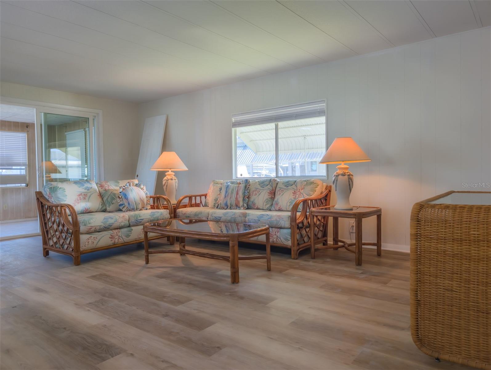 229 DIXIE, TARPON SPRINGS, FL — photo 15
