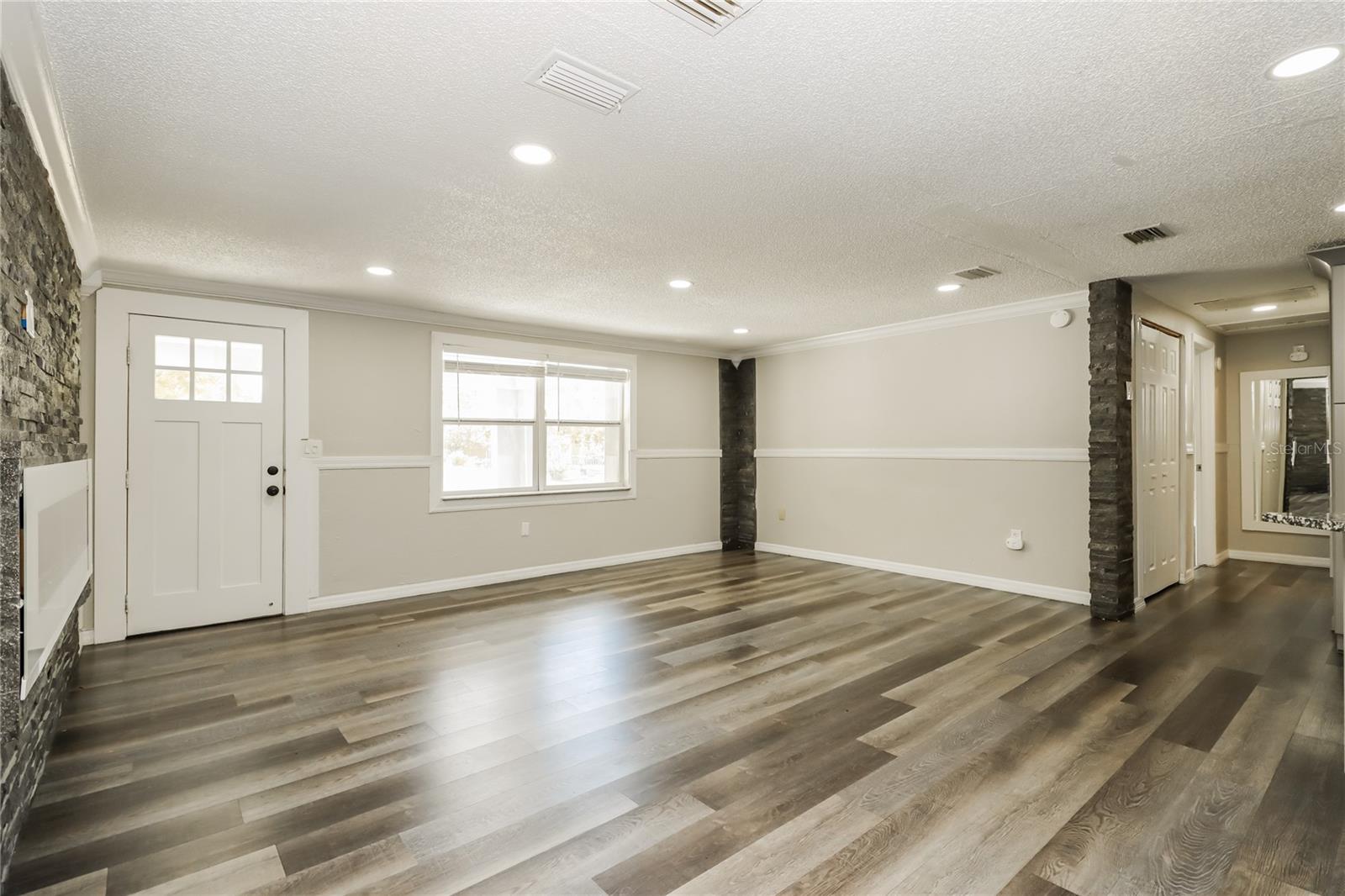 3147 36TH AVE N, ST PETERSBURG, FL — photo 4
